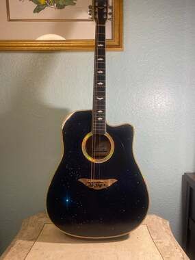 Esteban Celestial Night Limited Edition Acoustic Guitar (A1D016943)